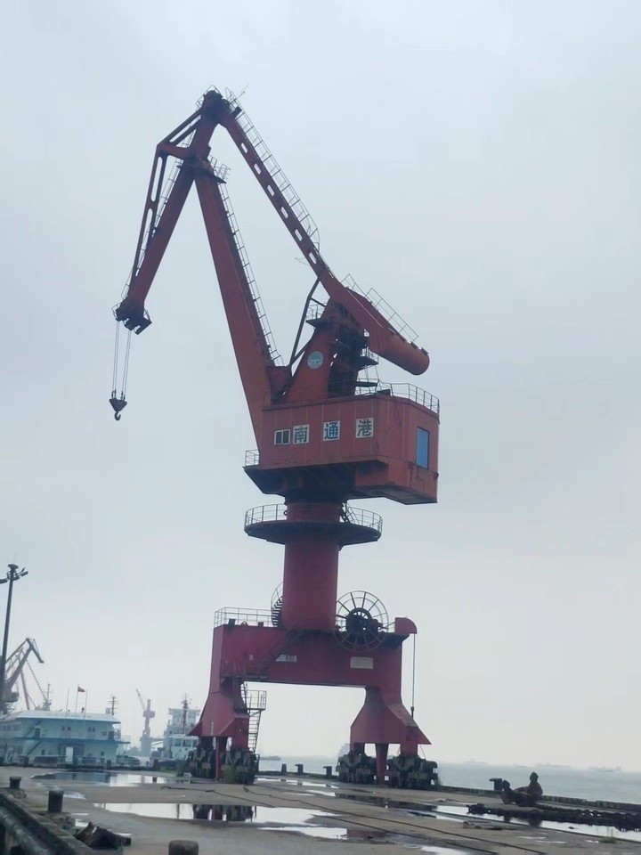 码头吊27